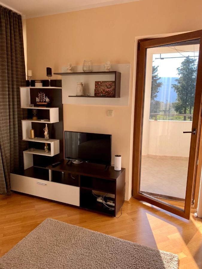 Lastochka.Mne Apartments Баошичи Экстерьер фото